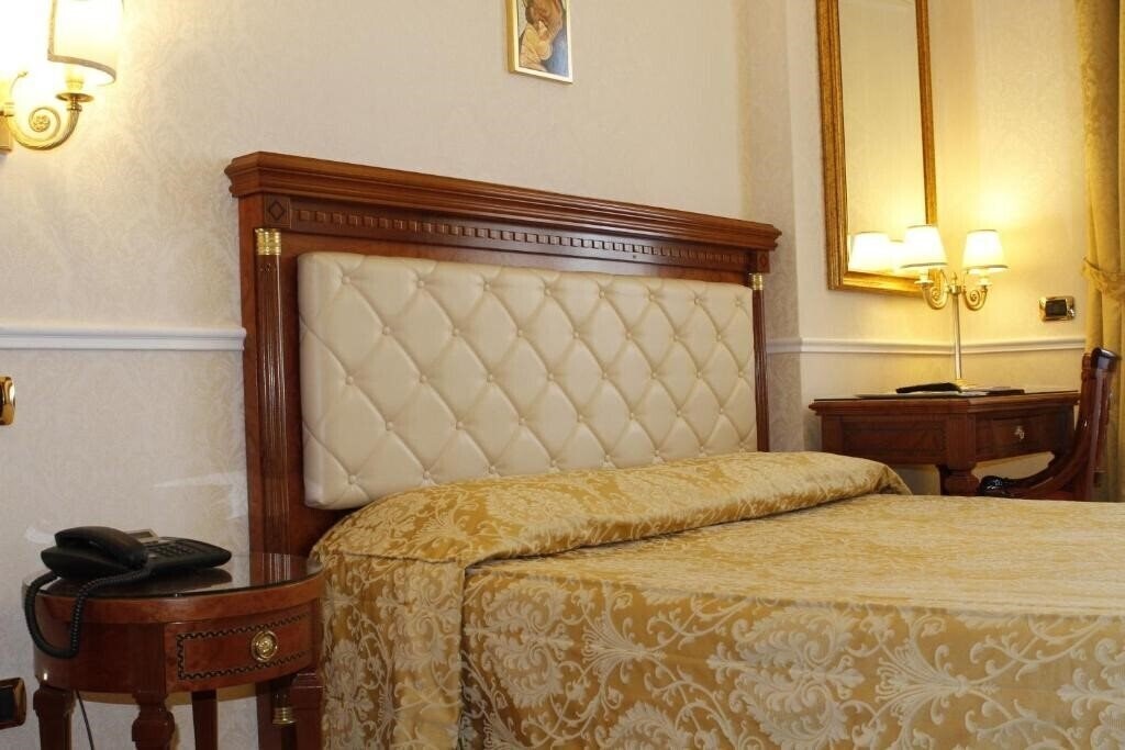 Вид Villa Pinciana 4*