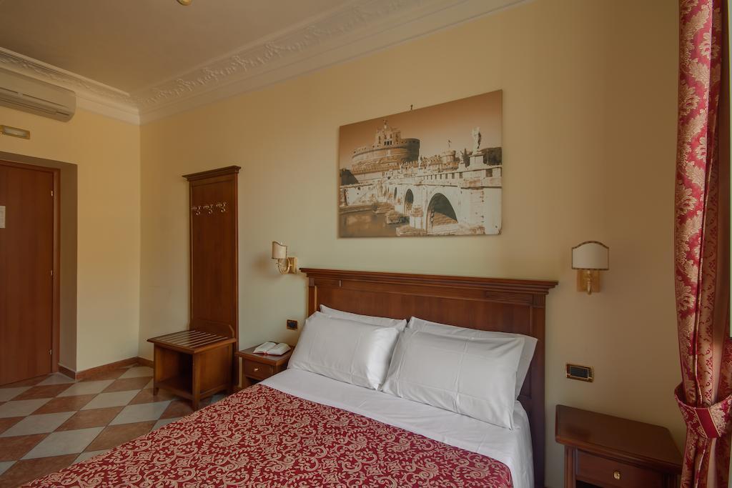 Апартаменты Hotel Romantica 3*