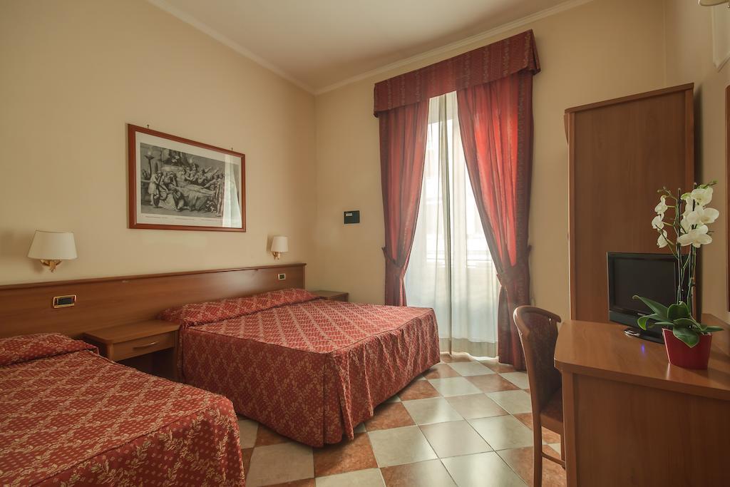 Панорама Hotel Romantica 3*