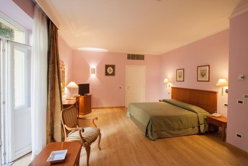 Территория Ateneo Garden Palace 4*