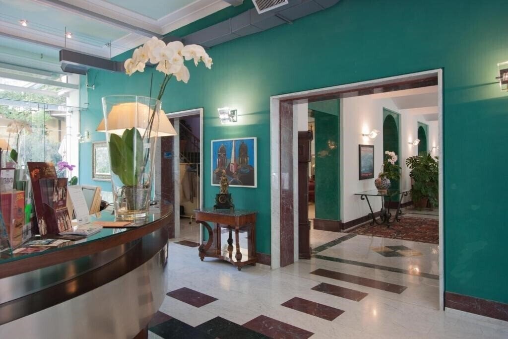 Панорама Ateneo Garden Palace 4*