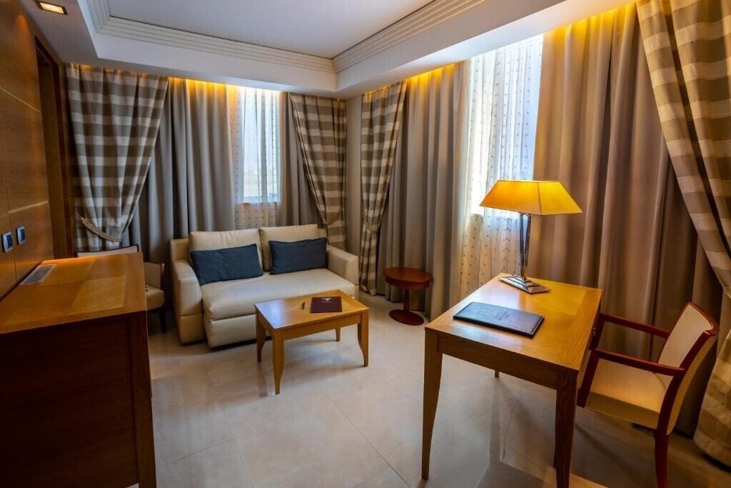 Вид Papillo Hotels & Resorts Roma 4*