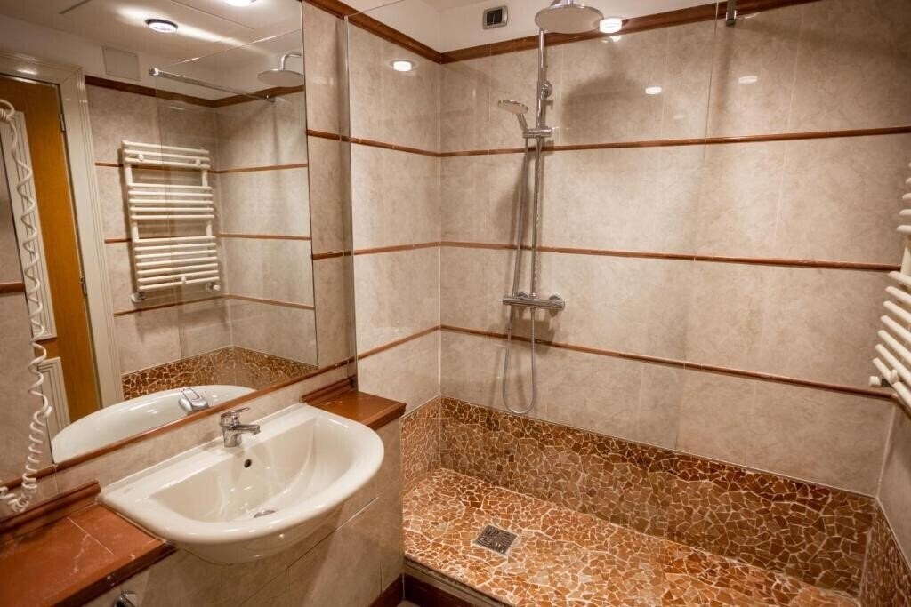 Территория Papillo Hotels & Resorts Roma 4*