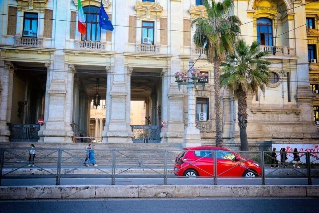 Отель Inn Trastevere 5*