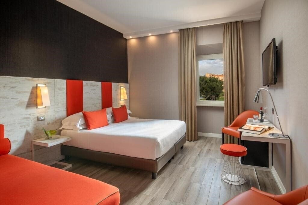 Панорама The Guardian 4*