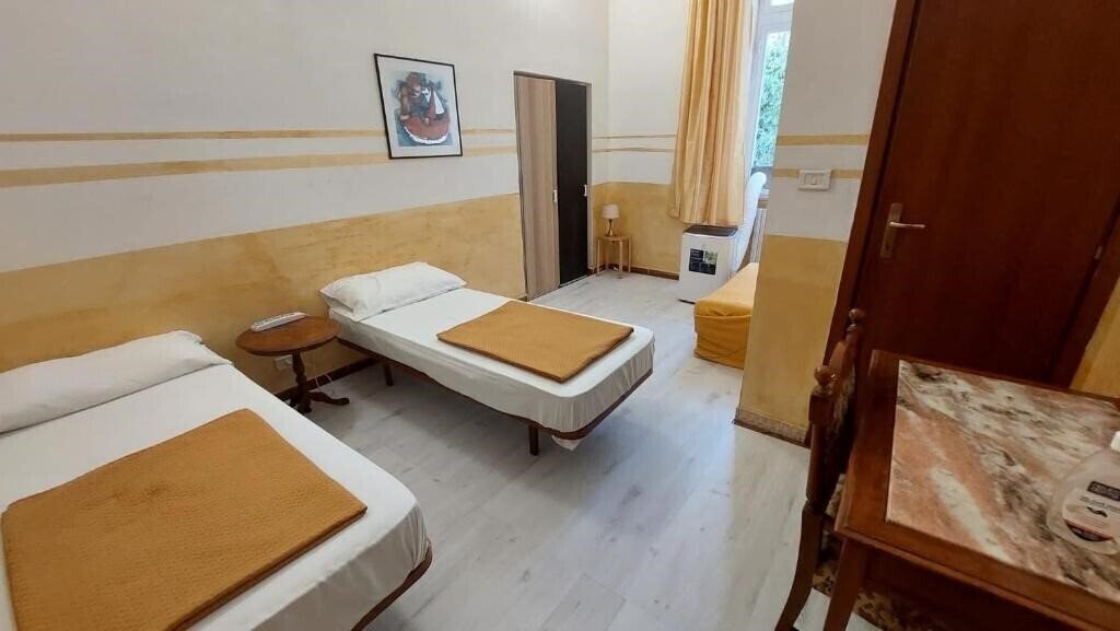 Апартаменти Roma Gondola Srls 2*