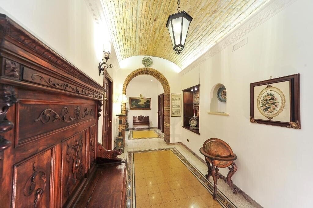 Апартаменти Central Domus Roma (Adults Only) 5*