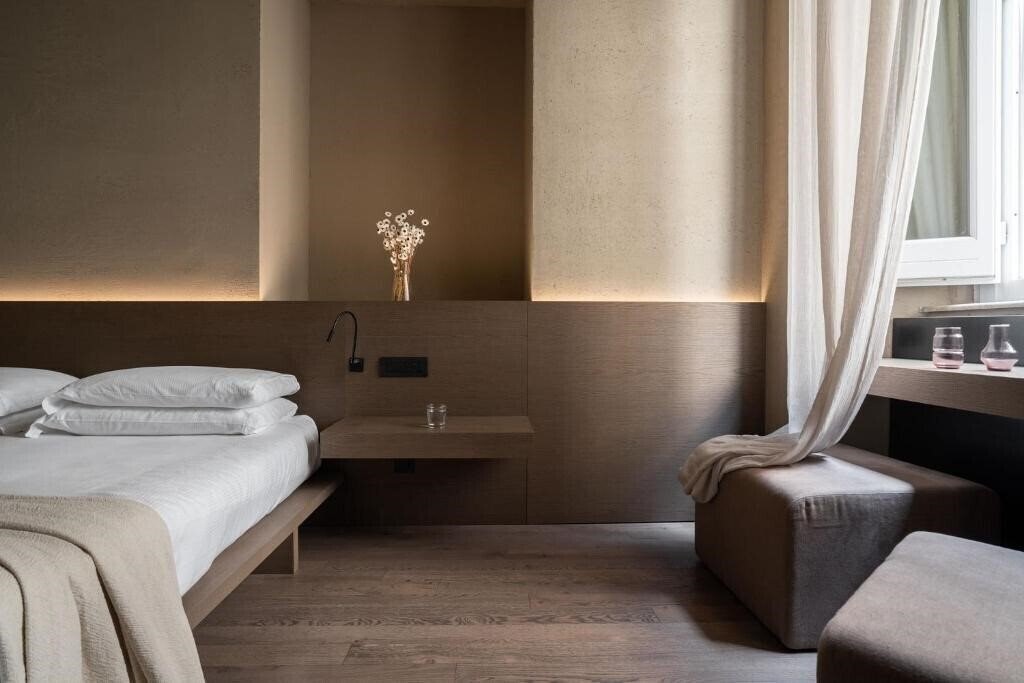 Панорама Hotel Dei Barbieri 4*