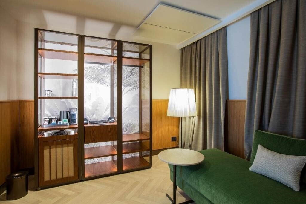 Вид Circle6 Rome 4*