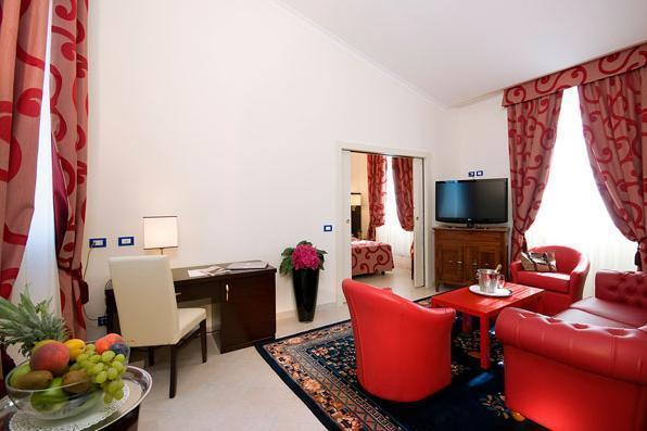 Апартаменти Anglo Americano 4*