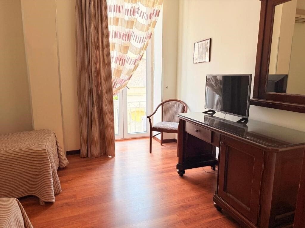 Панорама Archimede 4*