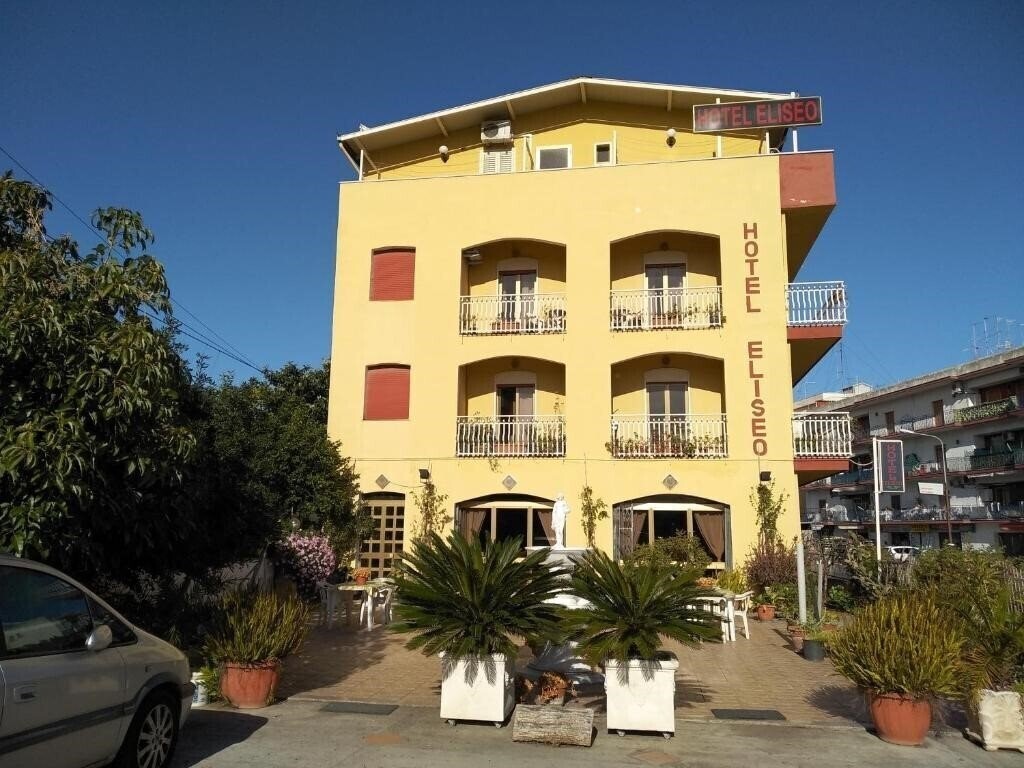 Территория Eliseo 4*