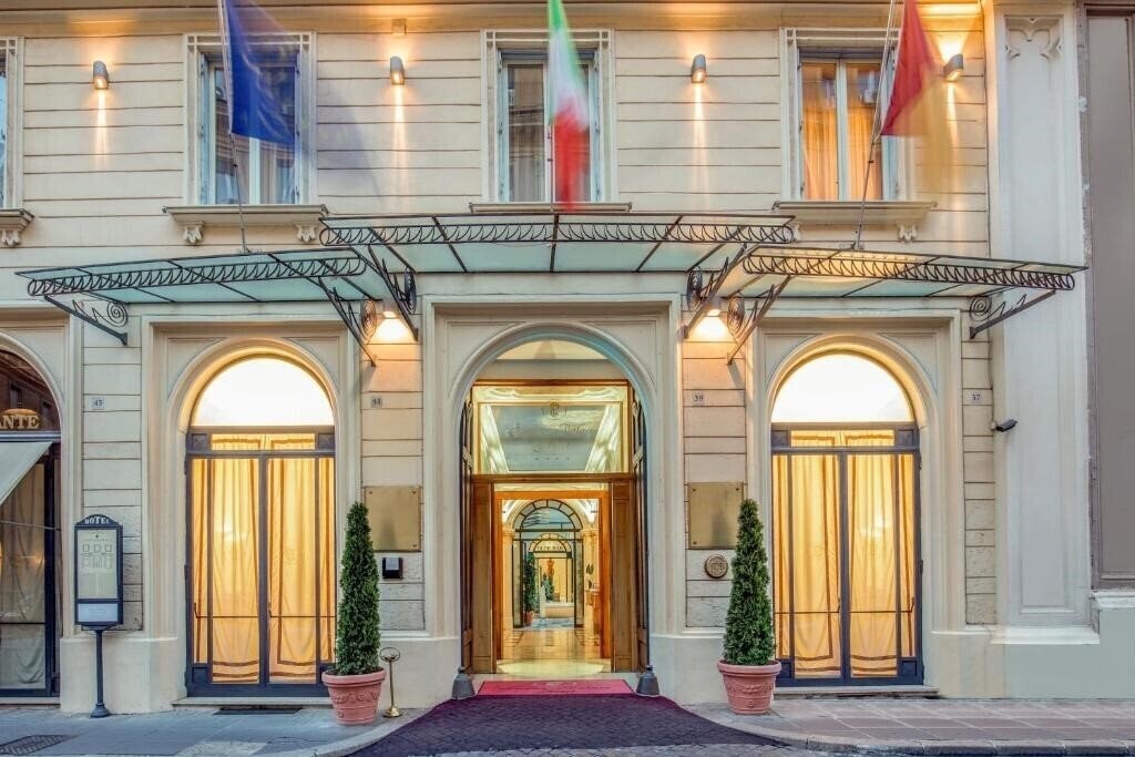 Панорама UNA Hotels Empire Roma (ex. Empire Palace) 4*