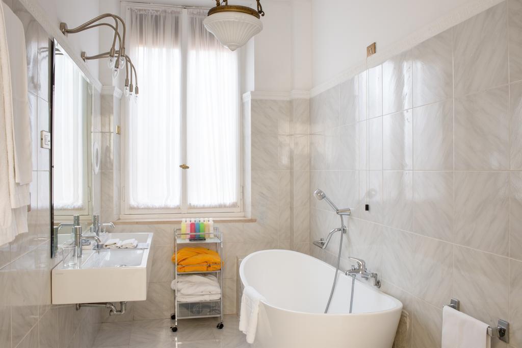 Апартаменти Grand Hotel Plaza 5*