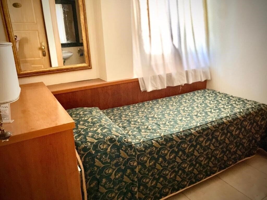 Вид Champagne Palace 4*