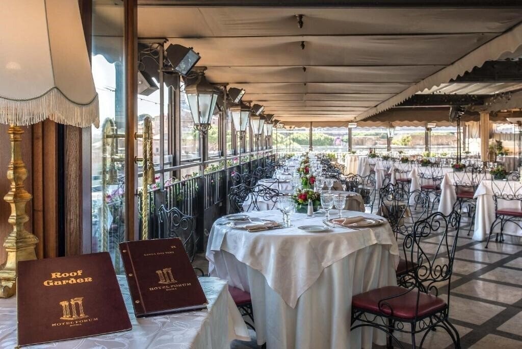 Панорама Forum 4*