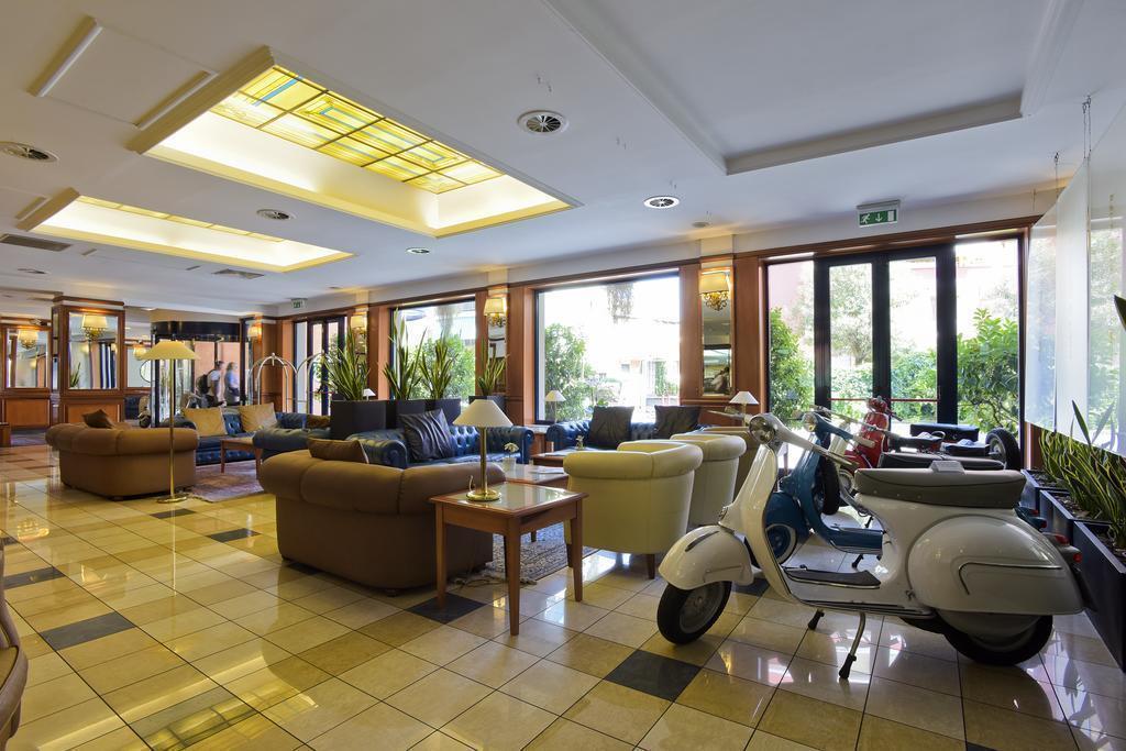Вид Grand Hotel Tiberio 4*