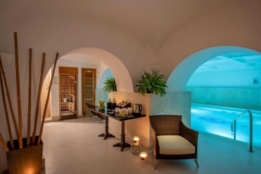 Изображение Rose Garden Palace 4*