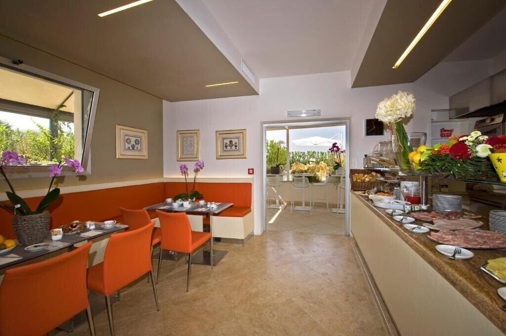 Зображення De Petris 3*