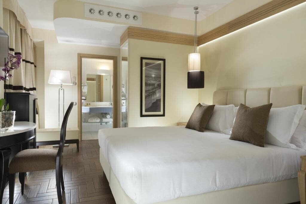 Территория Hotel Erbavoglio 4*