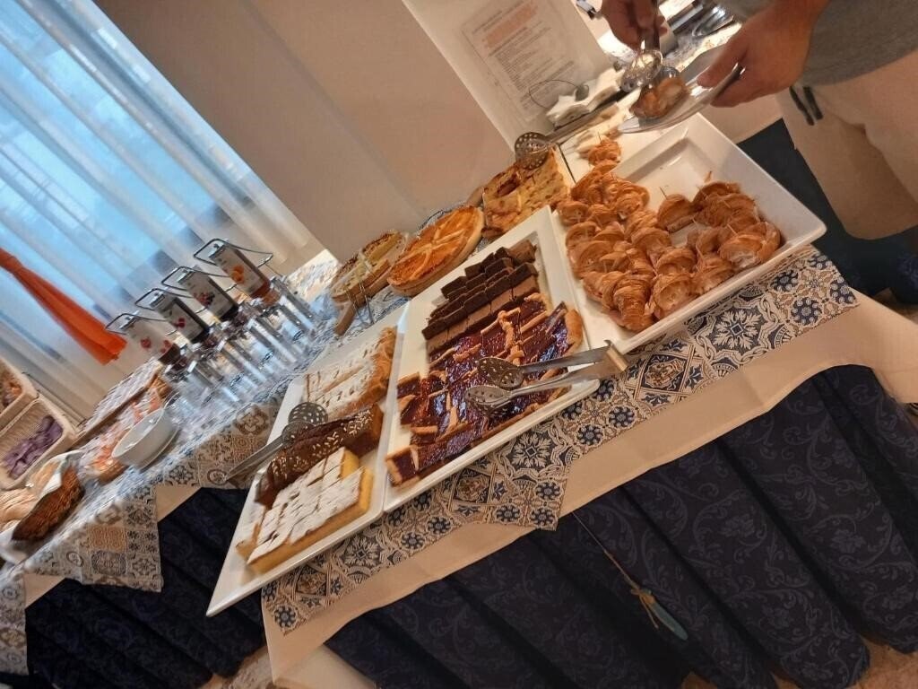 Зображення Hotel Alaska 3*