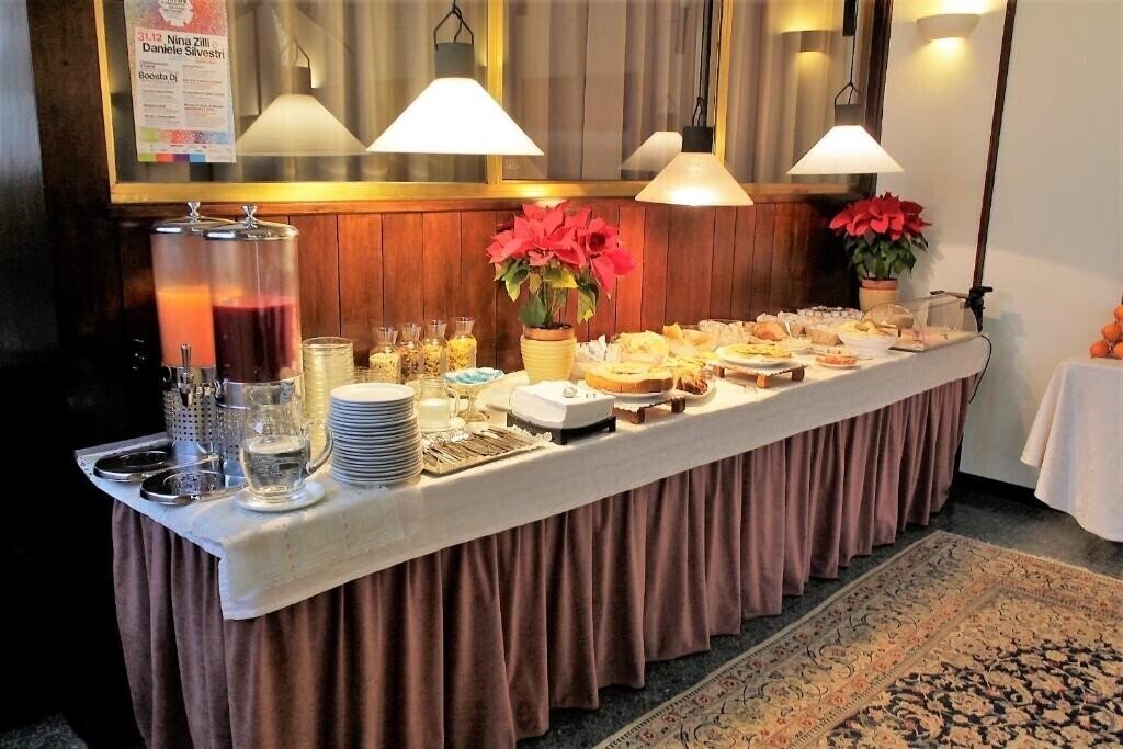 Панорама Hotel Napoleon 2*