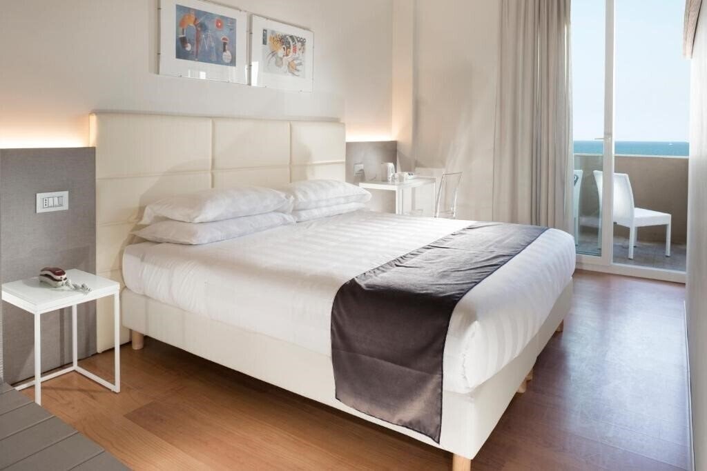 Панорама Ascot 4*