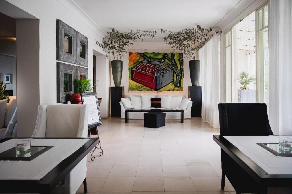 Панорама Carducci 76 4*