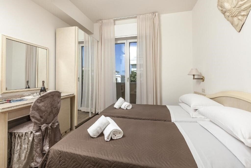 Отель Ariminum 4*