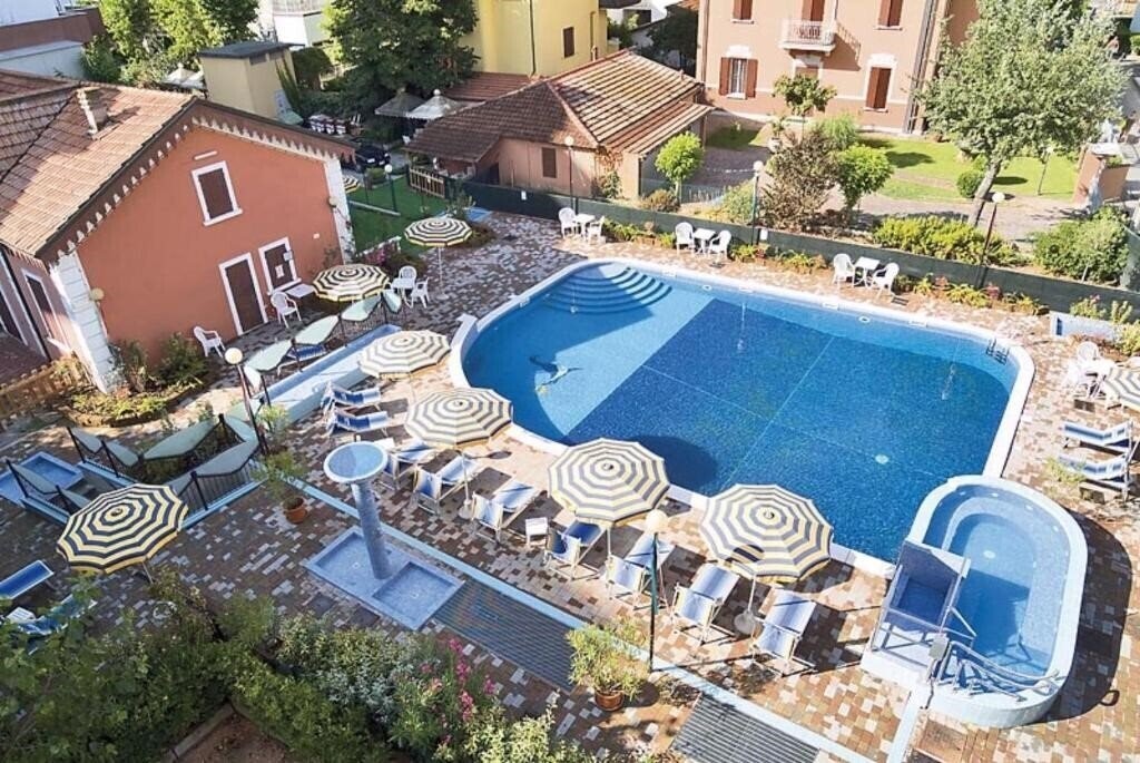 Готель Sorriso (Bellaria) 3*