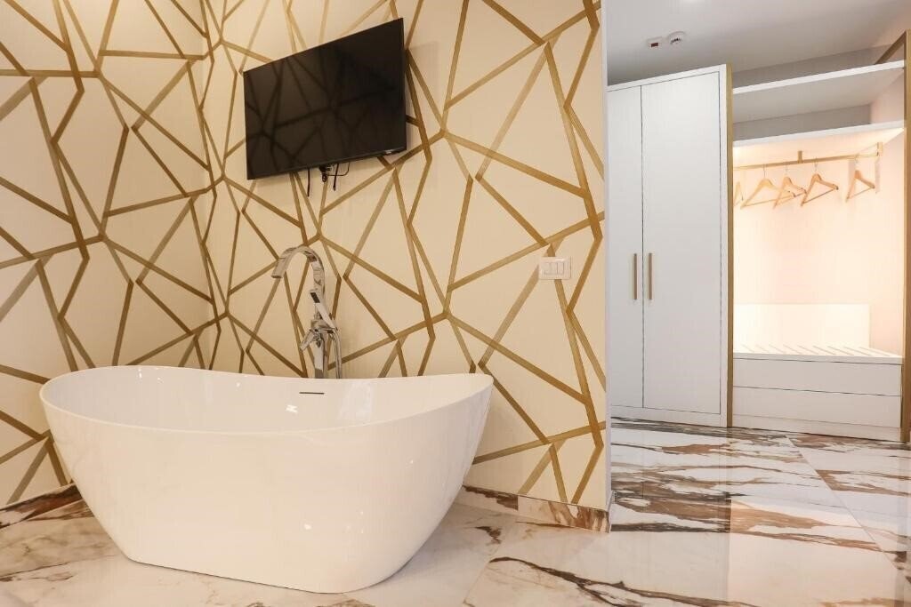 Вид Hotel Cenisio 3*