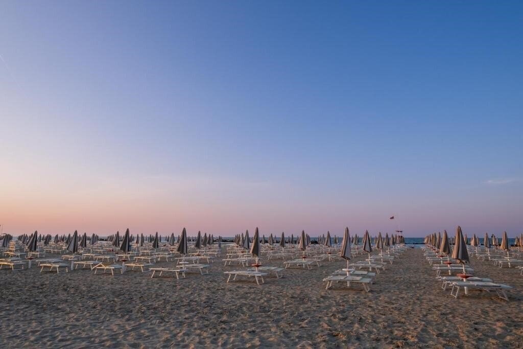 Апартаменти Hotel Crown 3*