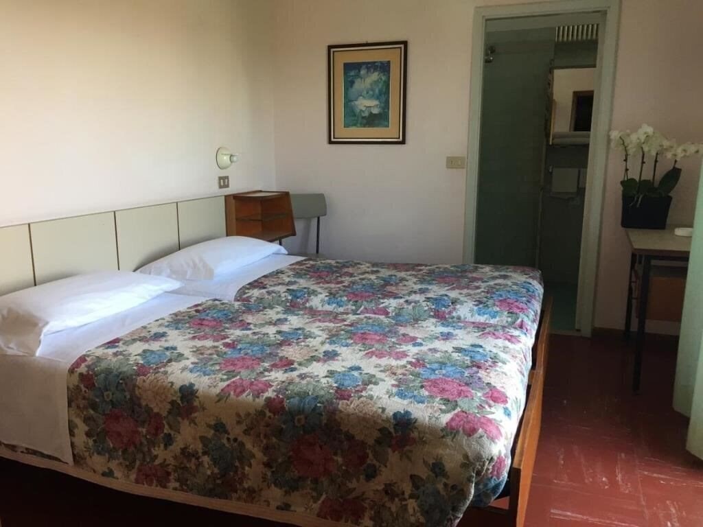 Апартаменты Miramare Et De La Ville 3*