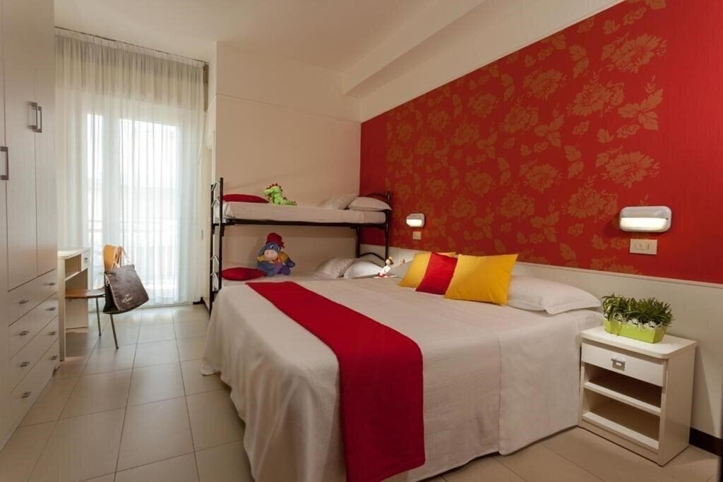 Изображение Konrad 3*