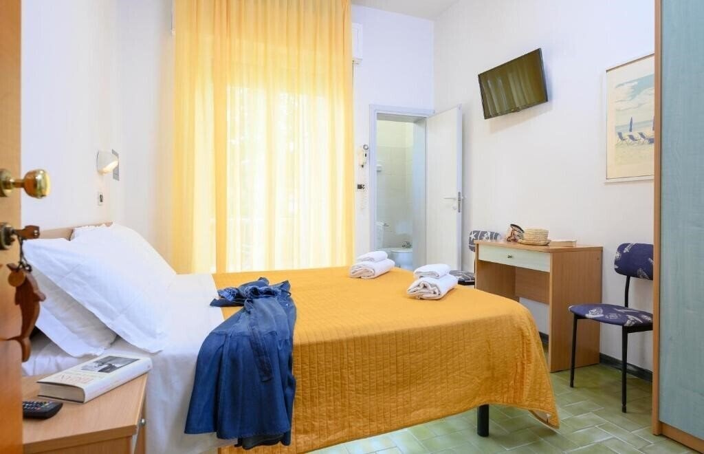 Панорама Hotel St. Moritz 3*