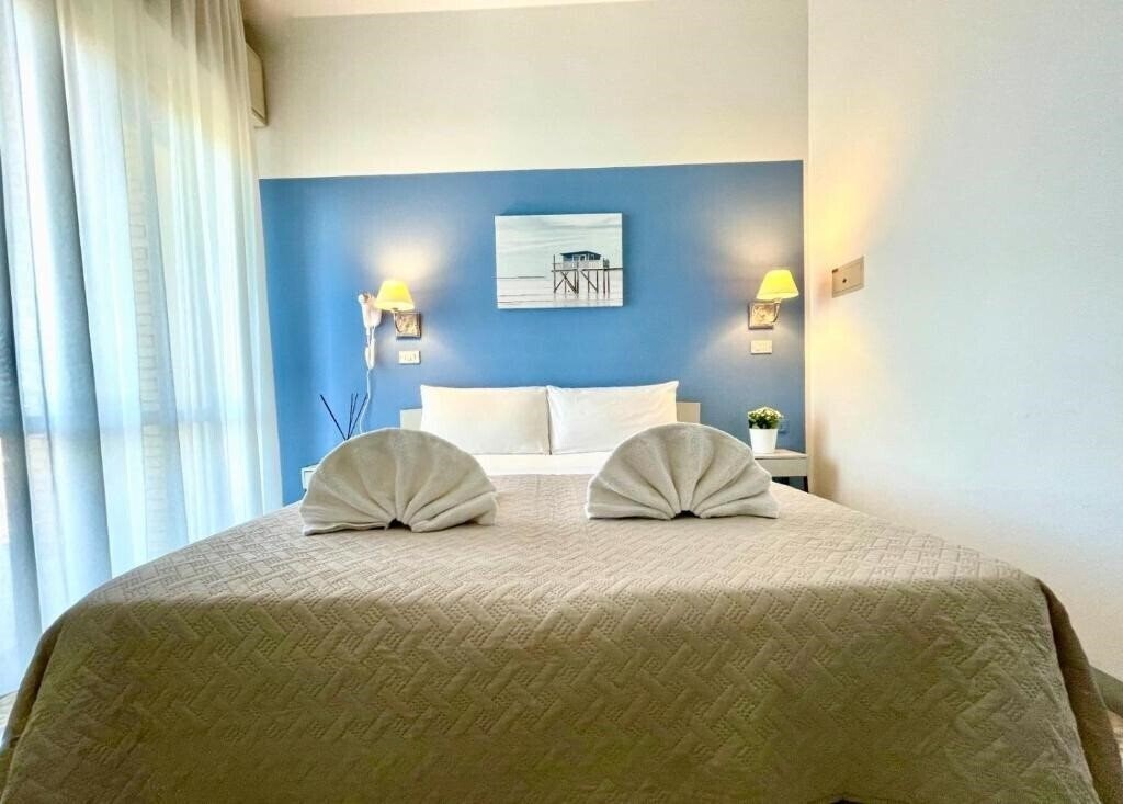 Панорама Hotel Alfa 2*