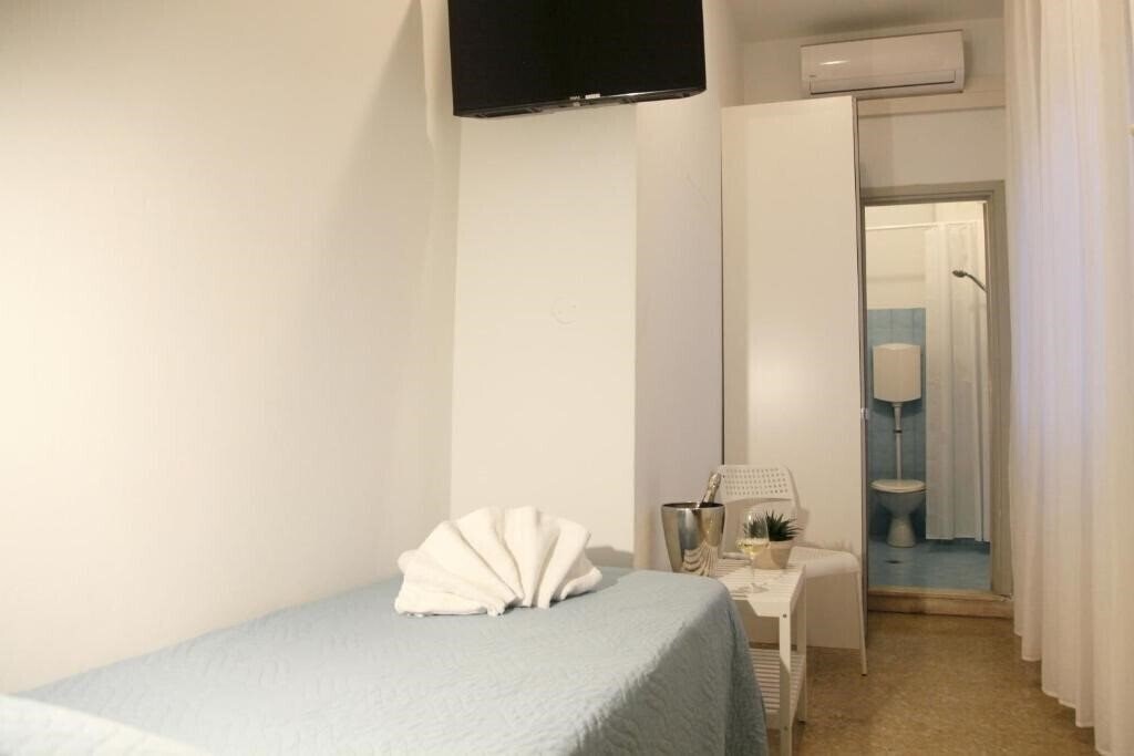 Фото Hotel Alfa 2*