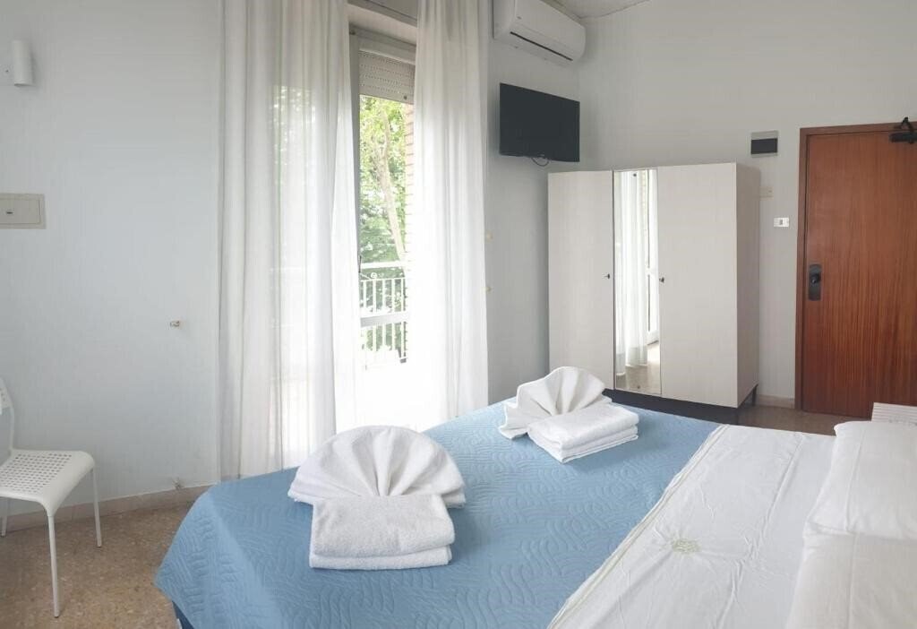 Панорама Hotel Alfa 2*