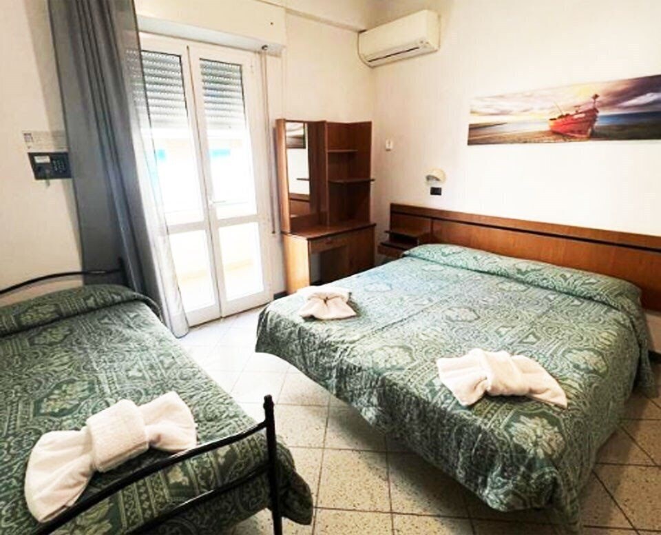 Апартаменти Liston 3*