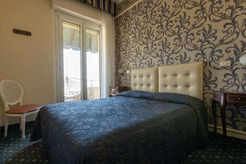 Зображення River 3*