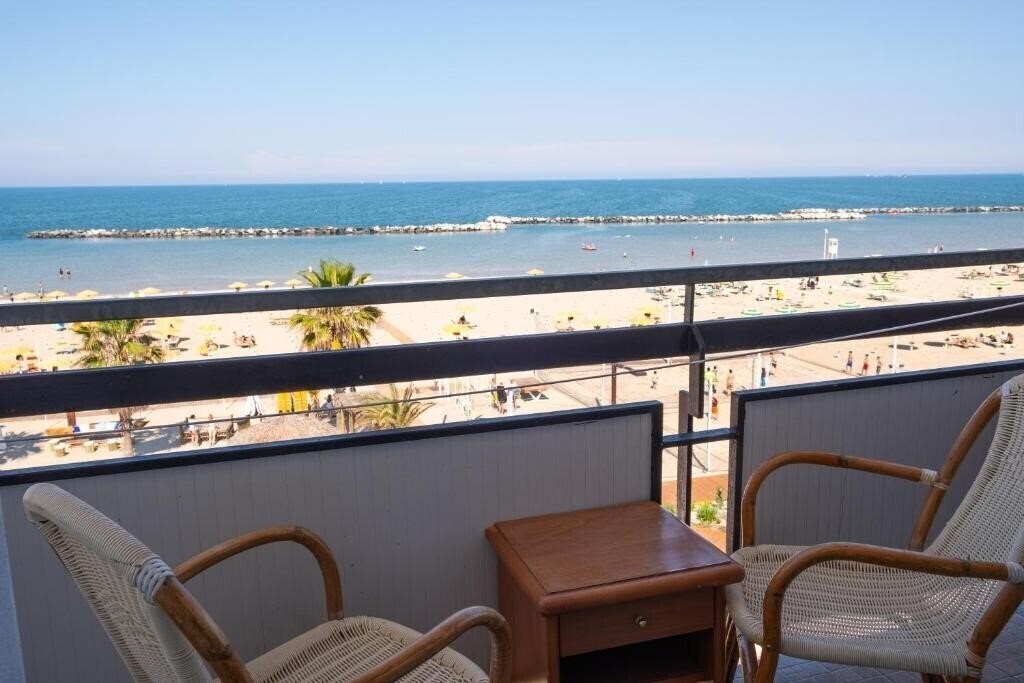 Фотографія Re Leone 3*