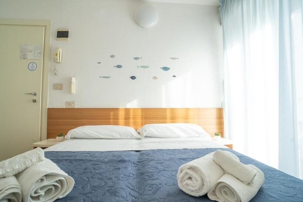 Панорама Hotel Kelly 2*