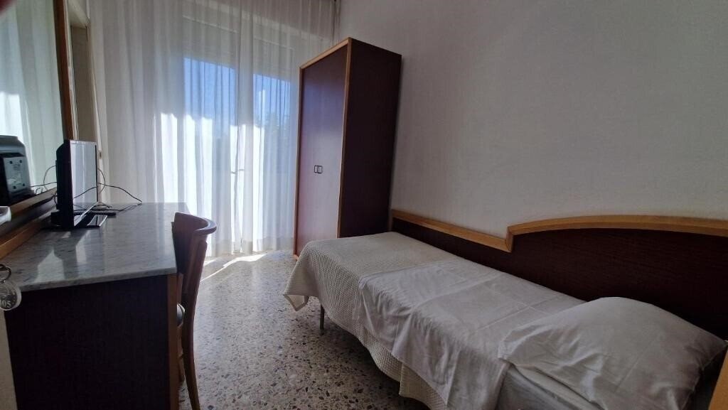 Зображення Artide 3*