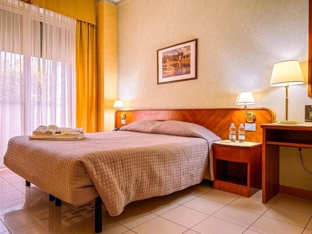 Панорама Remin Plaza 4*