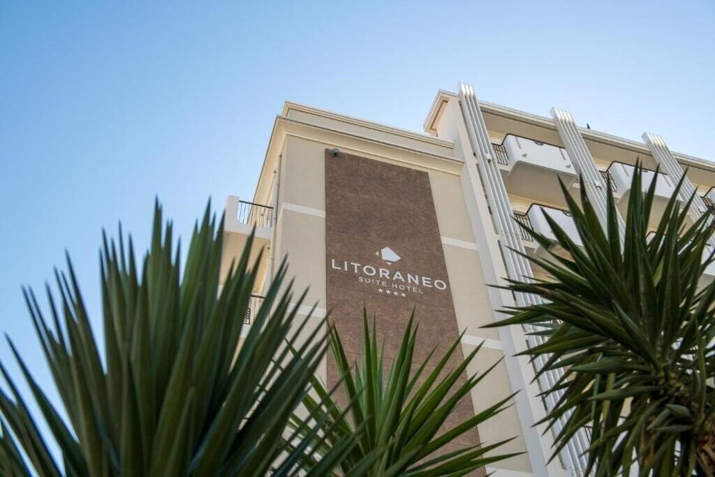 Панорама Suite Hotel Litoraneo 4*