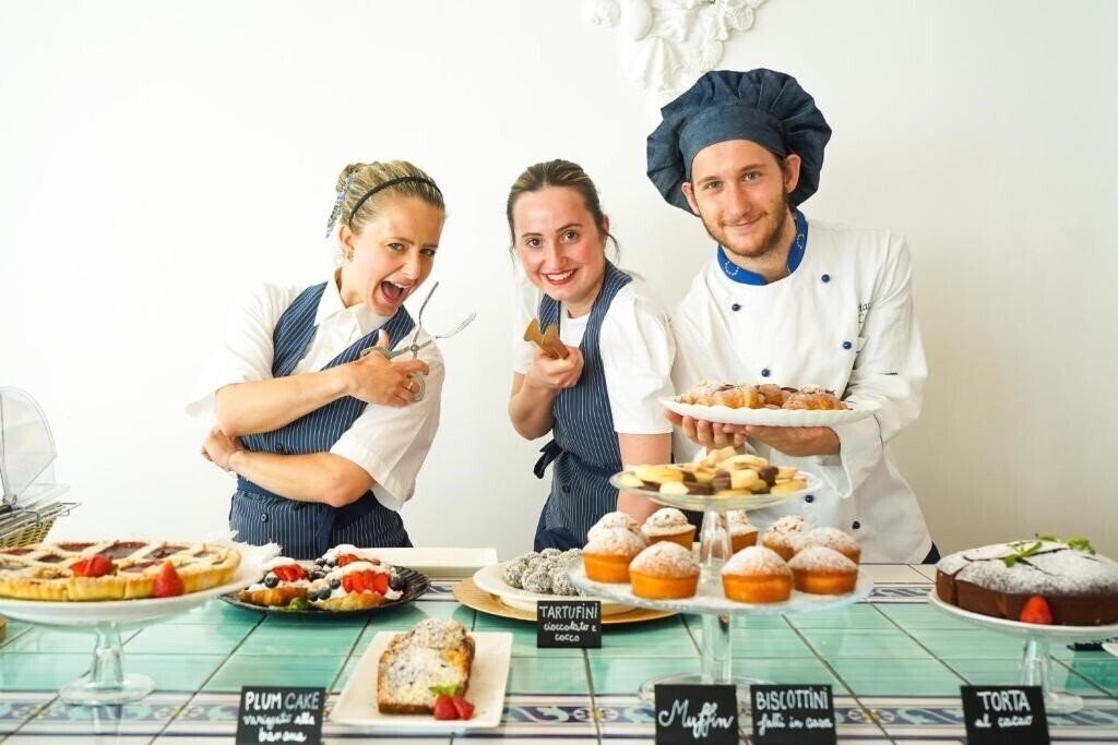 Апартаменти Luxor 4*