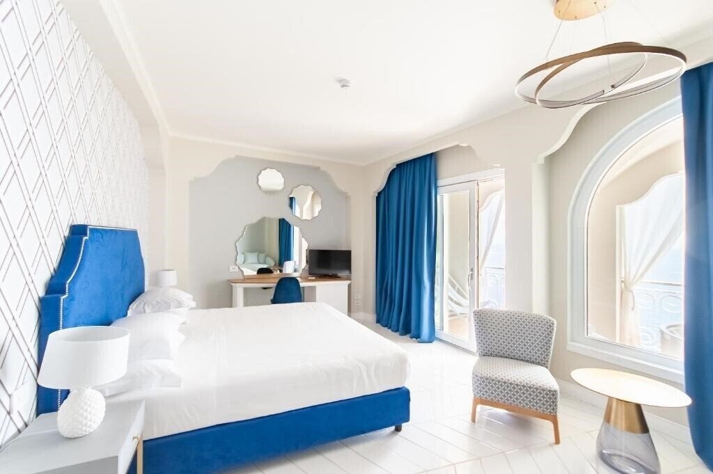 Панорама Club Due Torri 4*