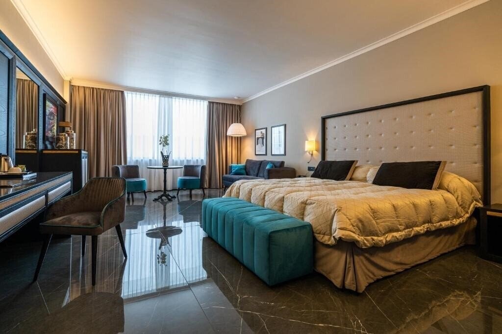 Панорама Ariston 4*