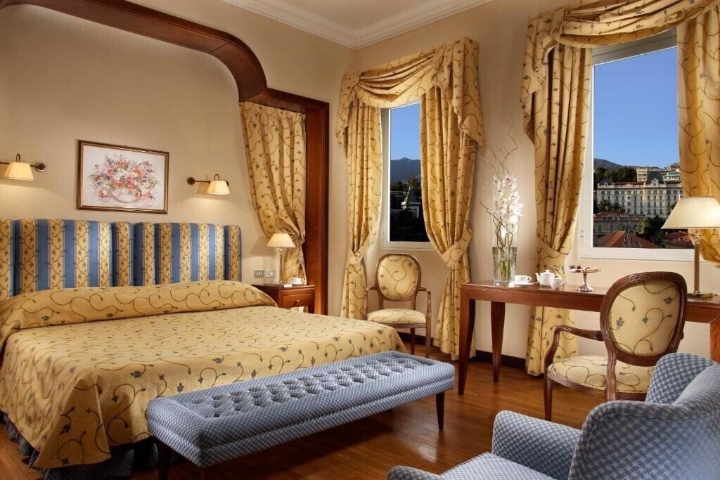 Апартаменти Royal Hotel Sanremo 5*
