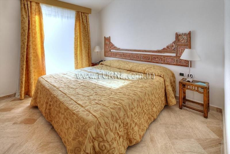 Апартаменти Grand Hotel Poltu Quatu 5*